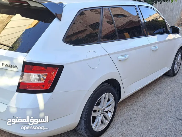 سكودا فابيا 2018