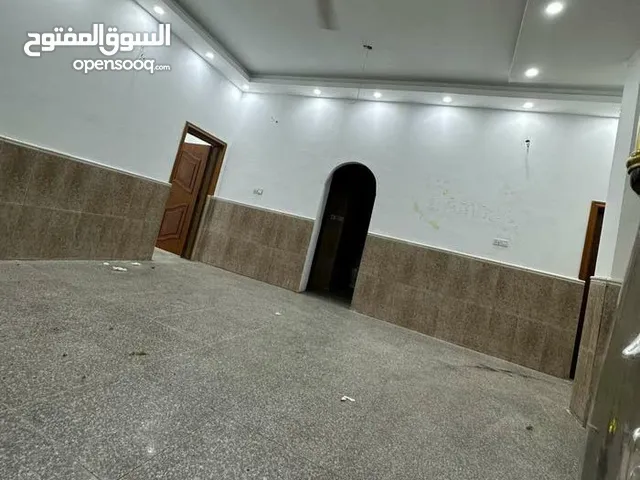 320 m2 More than 6 bedrooms Townhouse for Rent in Basra Other