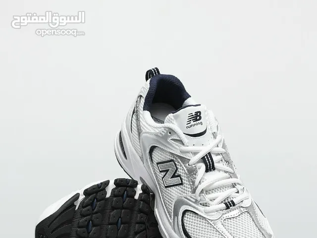 White Sport Shoes in Amman