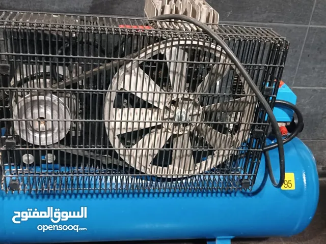 كمبريسور هواء شبه جديد للبيع