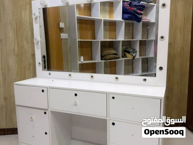 ميز حلاقه مستعمل