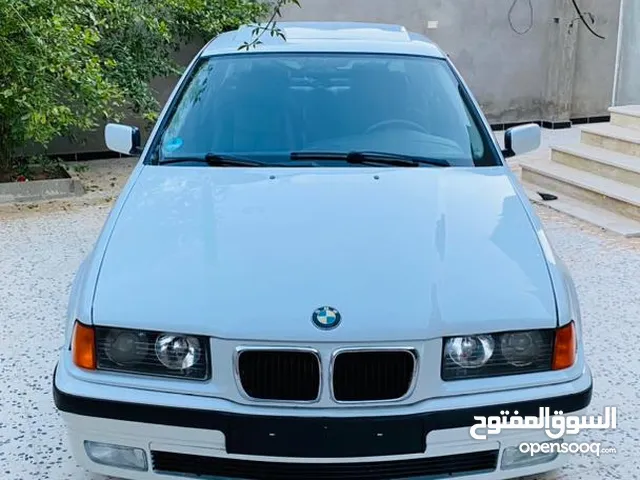 BMW 3 Series 325 in Zawiya