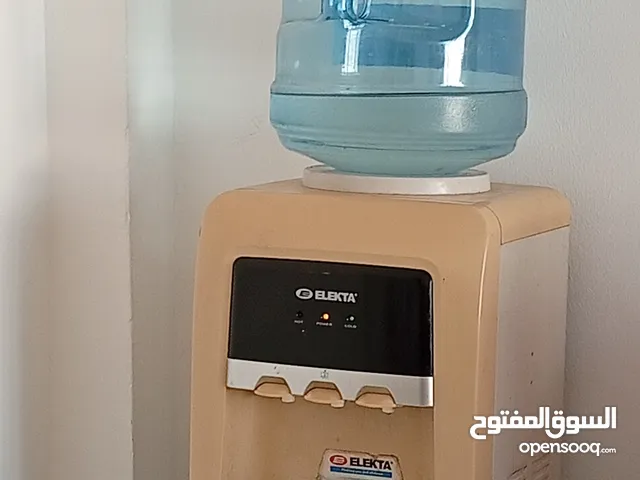 مبرد ماء صغير
