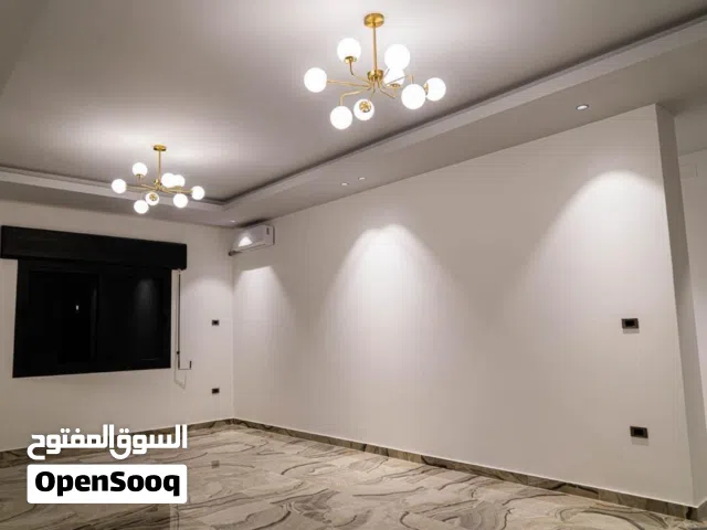 300 m2 4 Bedrooms Villa for Rent in Benghazi Al Hawary