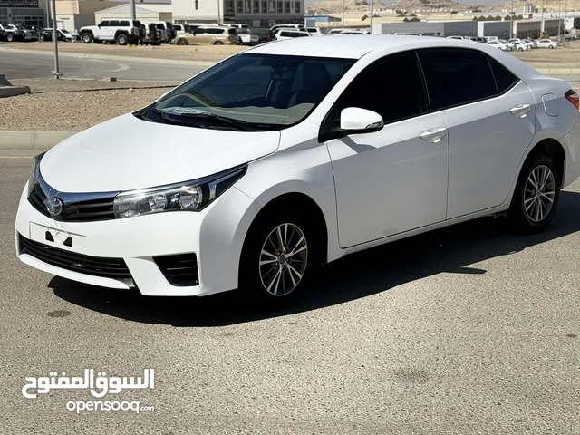 تويوتا كورولا 1.6L SE 2014 Toyota Corolla SE+ V4 1.6L Model 2014 قابل للتفاوض بعد الفحص