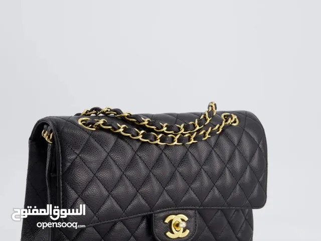 حقيبة شانيل النموذجية الكلاسيكية / Chanel Classic Flap Bag