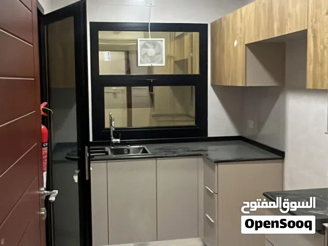 شقة جديدة للبيع في شارع المها - بوشر