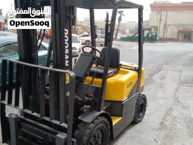 رافعة شوكية نوع دوسان للبيع