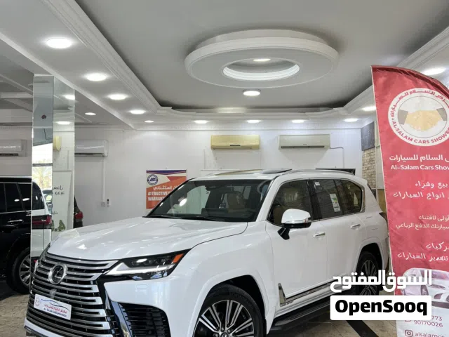 لكزس الدفع الرباعي LX600 2025
