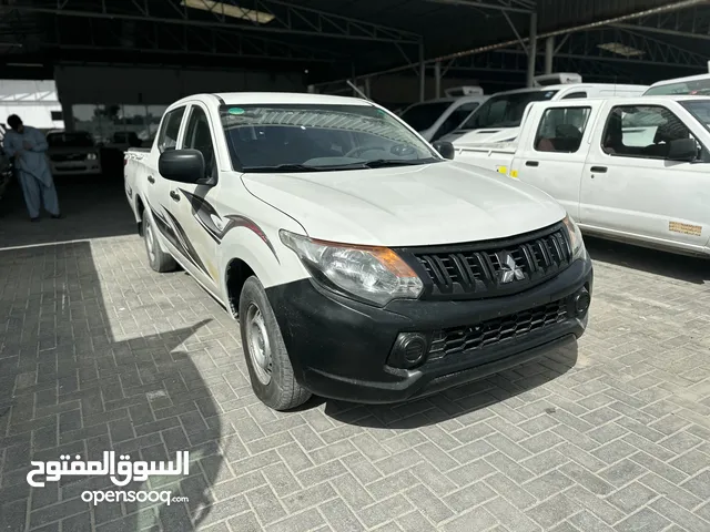 MITSUBISHI L200 2016 DOUBLE CABIN 4X2