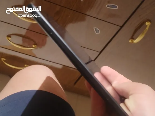 سامسونج جلاكسي تابلت E بسعر حرق مافيه ولا شخط استعمال خفيف بحالة جيدة لحقه يجي مع كفر مستعمل السعر ر