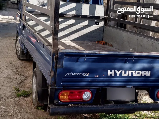 _بكم هونداي بورتر موديل 2011 _ راكب ماتور جديد _فحص_ 4جيد _مرخص سنه كامله _6فردات كوشوك نص عمر