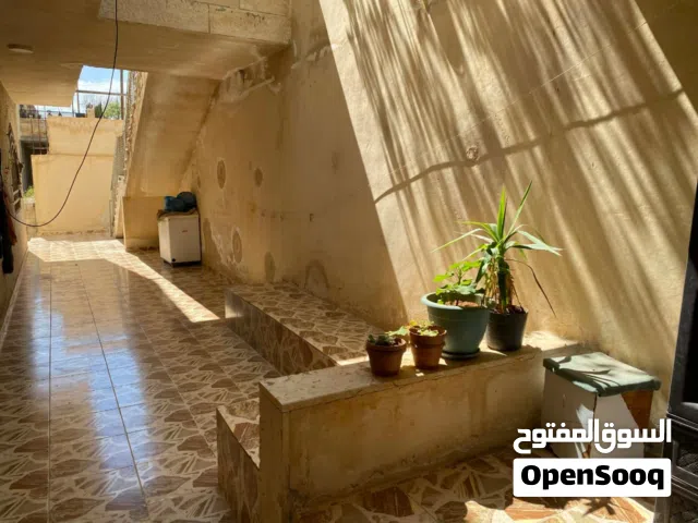 بيت طابقين  مستقل