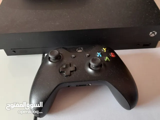 xbox one x with controller