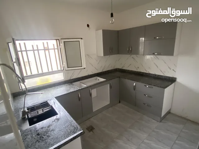 135 m2 4 Bedrooms Apartments for Rent in Tripoli Gorje