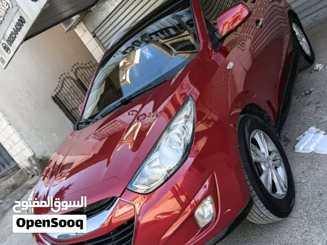 2012 هيونداي توسان Standard