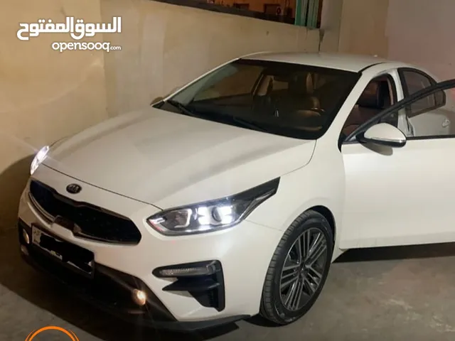 Sedan Kia in Amman