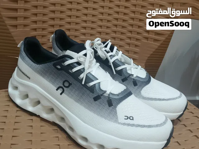 حذائين غير مستخدمات وارد اروبي