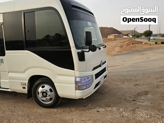 باصات للإيجار توصيل للنقل عمال شركة مصنع مستوعات