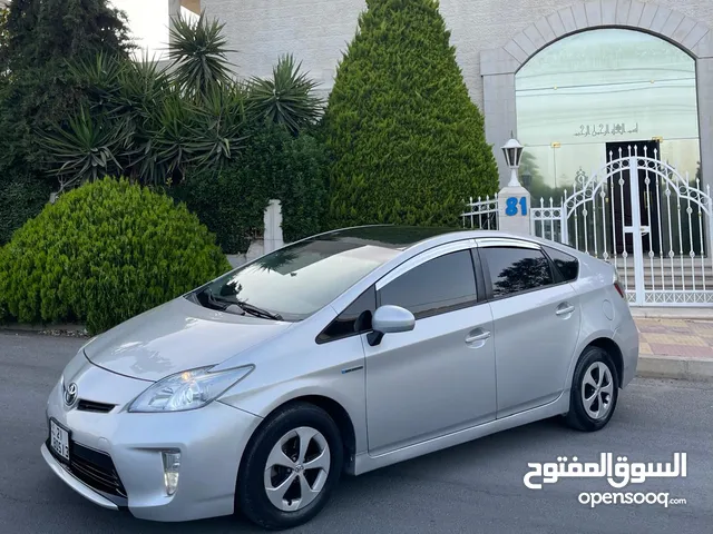Used Toyota Prius in Amman