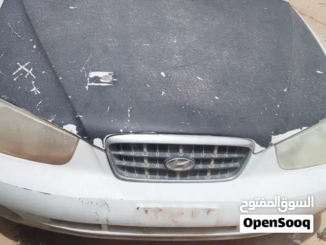 هونداى  افانتى موديل 2002