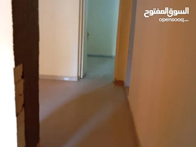 150 m2 3 Bedrooms Apartments for Rent in Tripoli Ghut Shaal