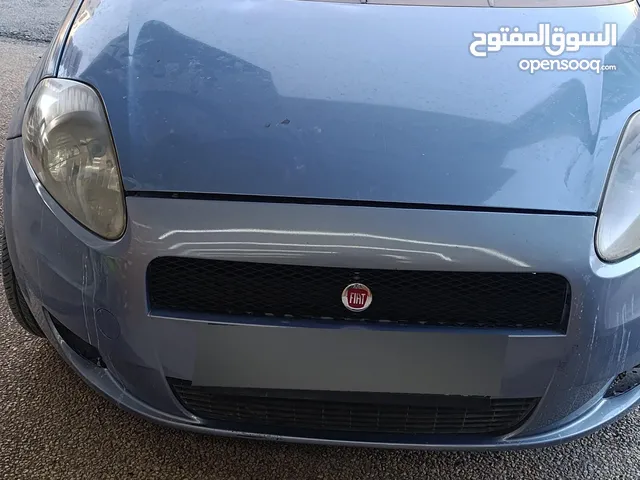 فيات بونتو 2011