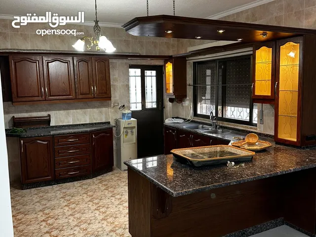 178 m2 3 Bedrooms Apartments for Sale in Amman Daheit Al Yasmeen