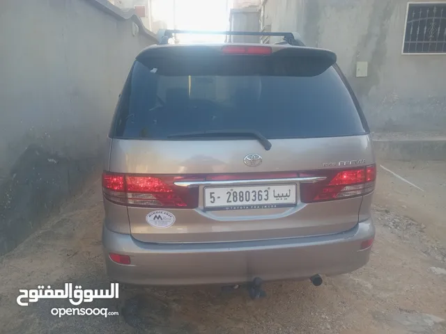 Used Toyota Previa in Tripoli
