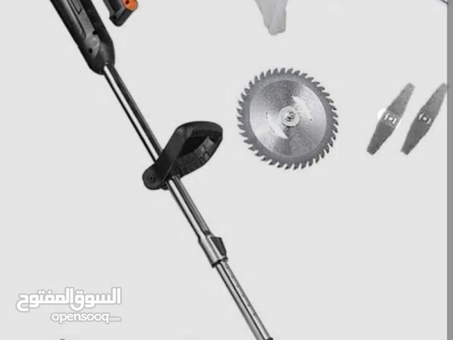 آلة قص اللاعشاب