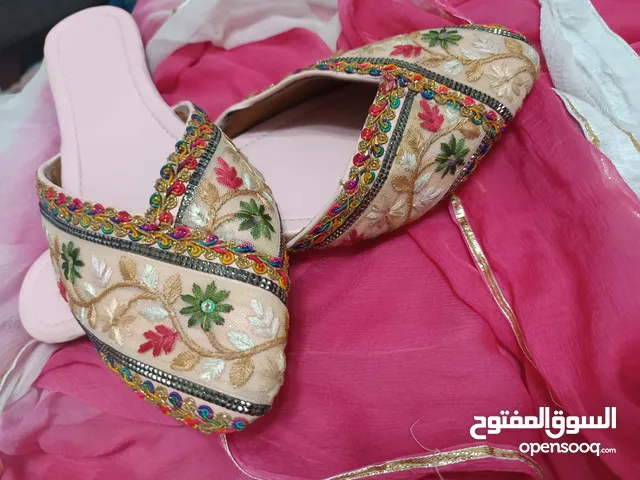 INDIAN TRADITIONAL JUTIS