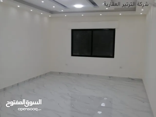 شقة مميزة للبيع كاش أو أقساط ط اول /ثاني  في ضاحية الأمير علي