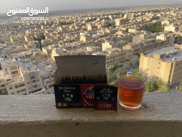 شاي دو غزال بالزعفران الإيراني – العطر يُشَمّ من العلبة/Do Ghazal Tea with Iranian Saffron