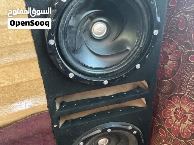 صبين كنود مع صندوق ثقيل