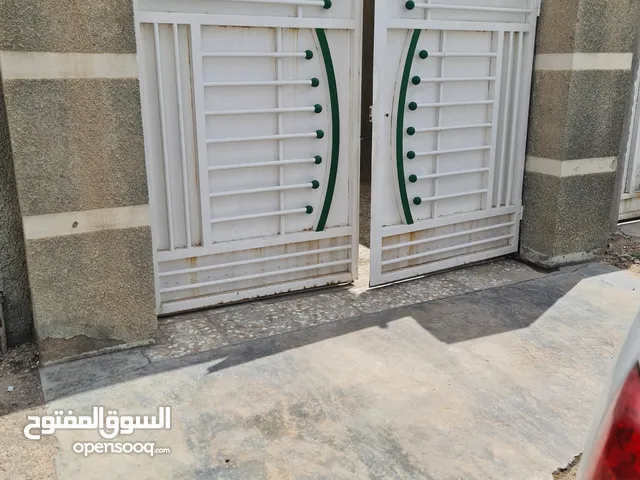 80 m2 2 Bedrooms Townhouse for Sale in Baghdad Al Aml