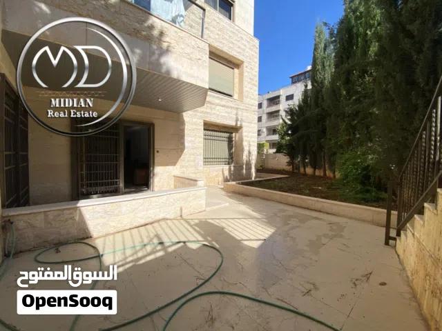 شقة شبه ارضي للبيع في أجمل مناطق خلدا العوجانية مساحة 200م مع تراسات و حدائق سوبر ديلوكس بسعر مميز