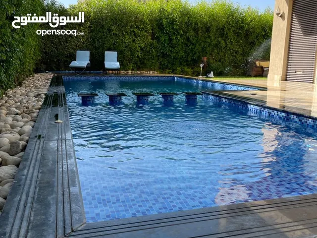 650 m2 4 Bedrooms Villa for Rent in Giza Sheikh Zayed