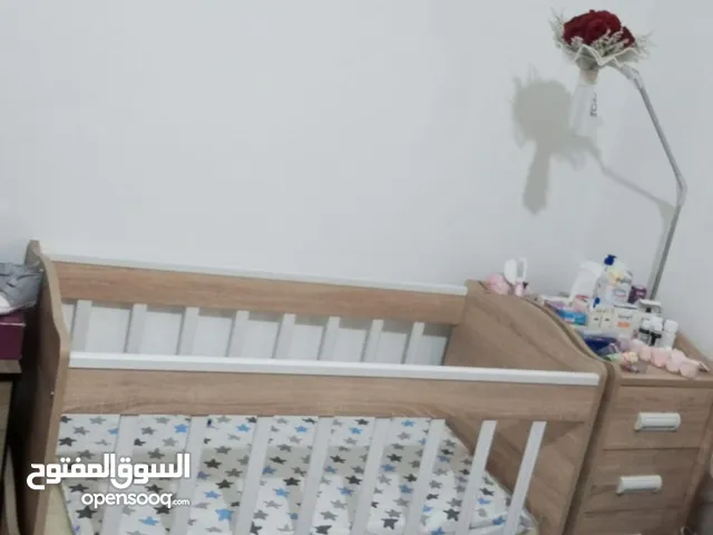 تخت بيبي بحالة الوكاله