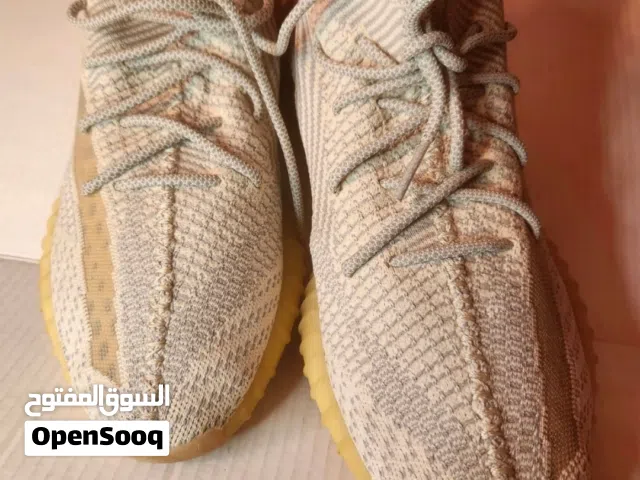 ADIDAS YEEZY Boost 350 V2 Pink Size EU 40 Sneakers -