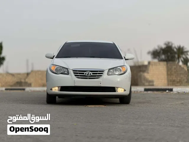 2010 هيونداي افانتي SE