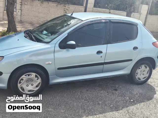 2006 بيجو 206 Standard