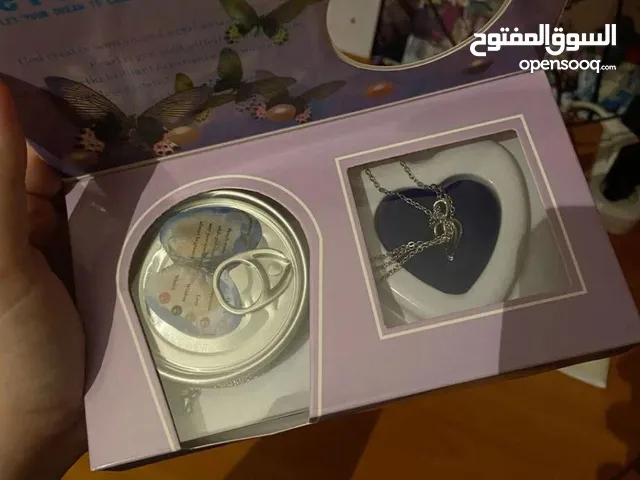 #قلادة اللؤلؤة محار طبيعي وليس صناعي قلادة اللؤلؤة الطبيعية أهدي من تحب هدية مختلفة من الطبيعة