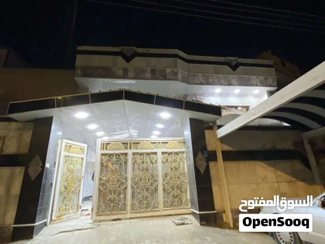 بيت شارع عريض وموقع ممتاز للايجار