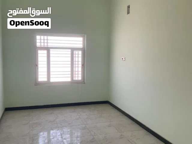 130 m2 4 Bedrooms Townhouse for Rent in Basra Yaseen Khrebit