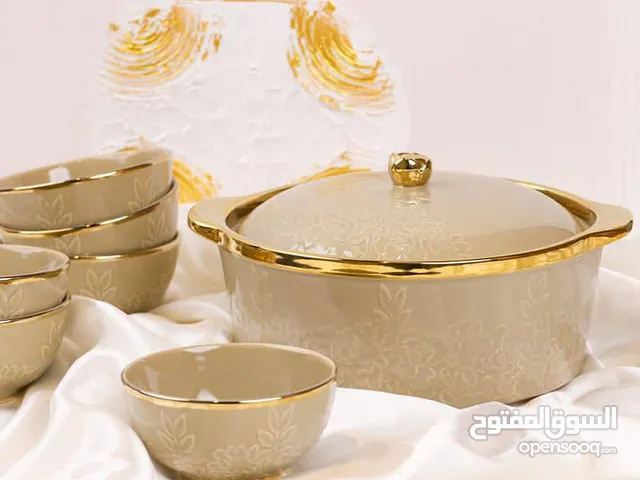 طقم طنجرة مع 6 صحون