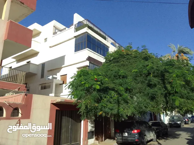 276 m2 5 Bedrooms Villa for Sale in Tripoli Al-Mansoura
