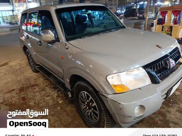 2002 Mitsubishi Pajero GLS