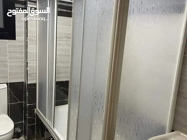 كبائن الشاور من الدار ل الديكور الأنواع المتاحة مودرن أو كلاسيك أكريليك أو سيكوريت أصلية أو اقتصادية