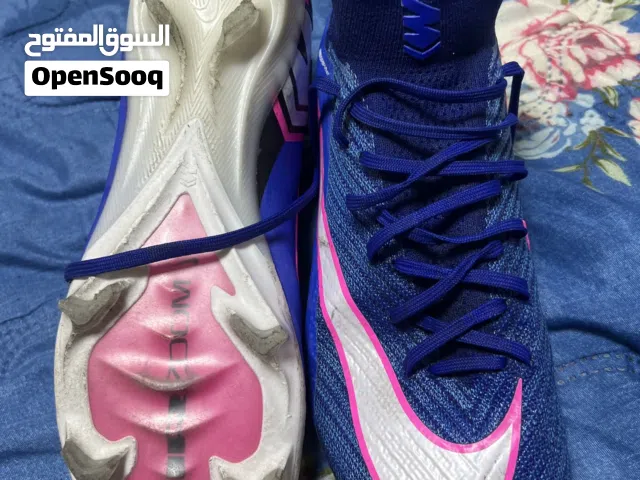 حذاء نايكي للبيع