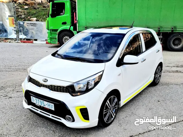كيا بيكانتو 2018 GT line  فل الاضافات (فتحة سقف)